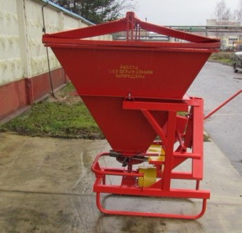 Разбрасыватель песка А-116-01 Разбрасыватель песка А-116-01
