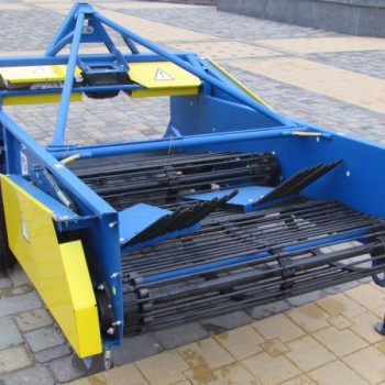 Картофелекопатель навесной двухрядный КТН-2ВМ Картофелекопатель навесной двухрядный КТН-2ВМ