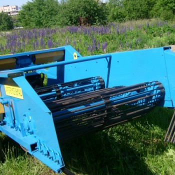 Картофелекопатель полунавесной двухрядный КСТ-1,4М Картофелекопатель полунавесной двухрядный КСТ-1,4М