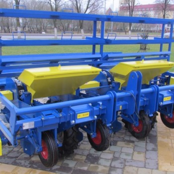 Картофелесажалка СПК-4 Картофелесажалка СПК-4