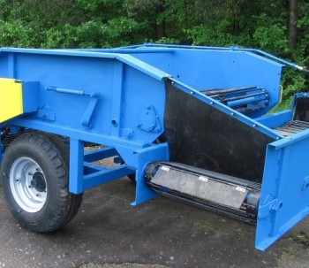 Универсальный копатель валкообразователь УКВ-2 Универсальный копатель валкообразователь УКВ-2